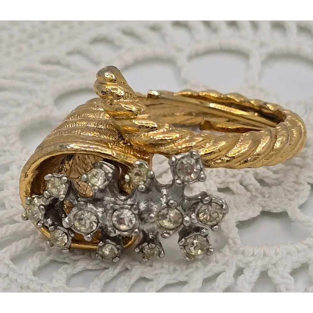 Vintage Cornucopia Rhinestone Ring Horn Of Plenty Goldtone Size 6